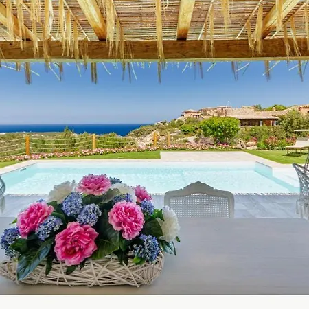 Вилла Sardinia Family - Mariapia With Private Pool And Seaview Порто-Черво